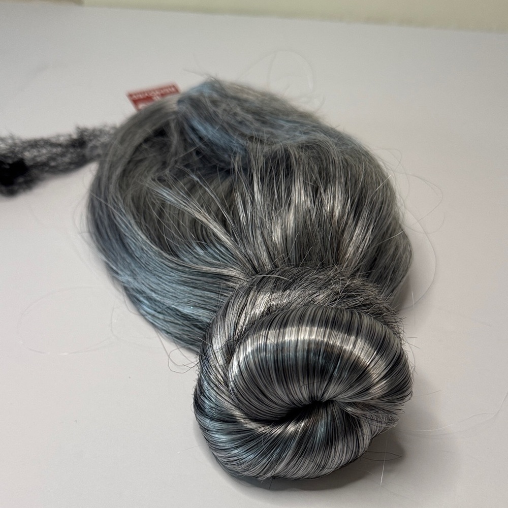 ALLAURA Classic Grey Nana Bun Costume Wig